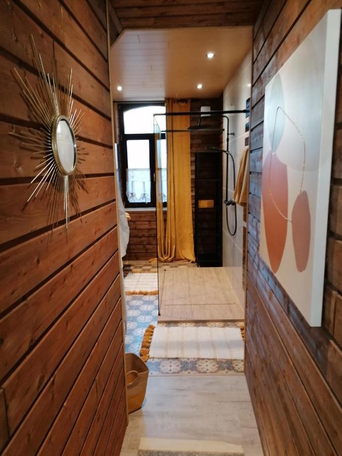 Maison D'Hote Les Notes Endormies Suite Le Refuge Walcourt Kültér fotó