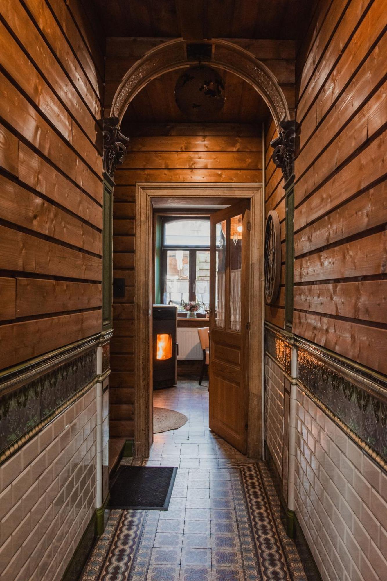 Maison D'Hote Les Notes Endormies Suite Le Refuge Walcourt Kültér fotó